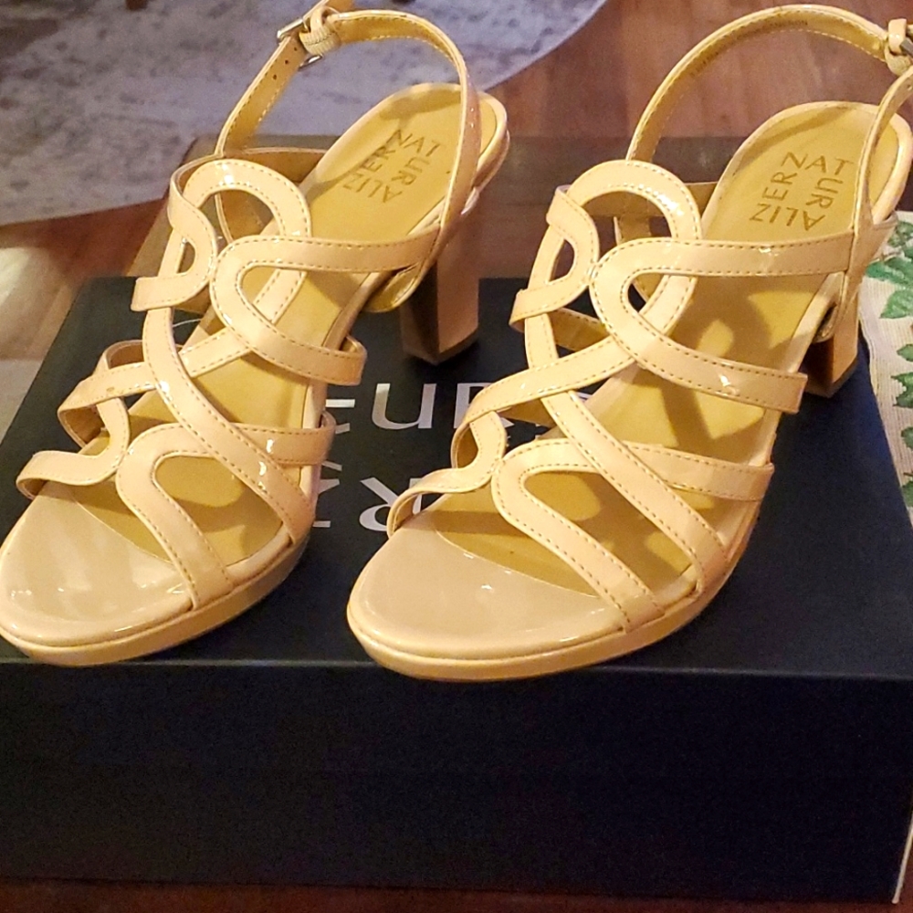 Never worn heels